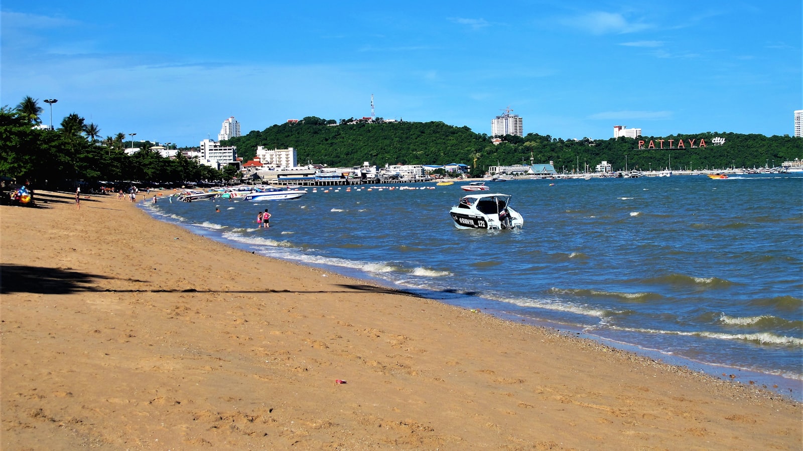 A calm daytime view of Pattaya beach on the Gulf of Thailand